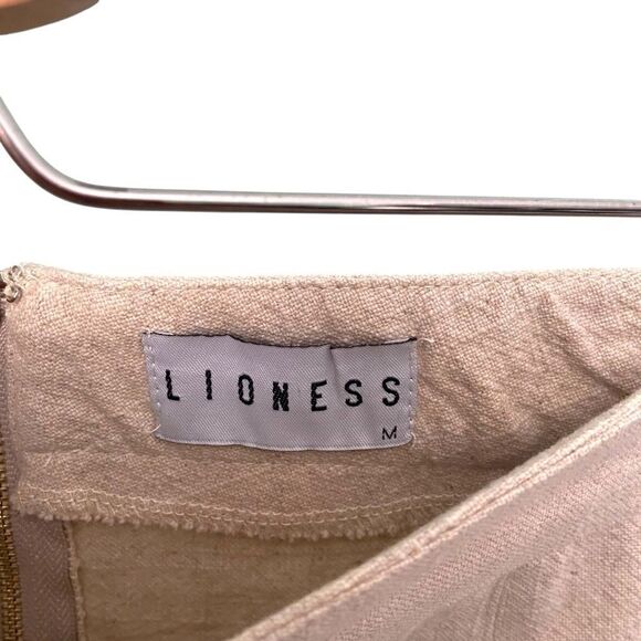 Lioness Beige Mini Skirt in Size Medium 70% Linen, 30% Cotton - Picture 5 of 6